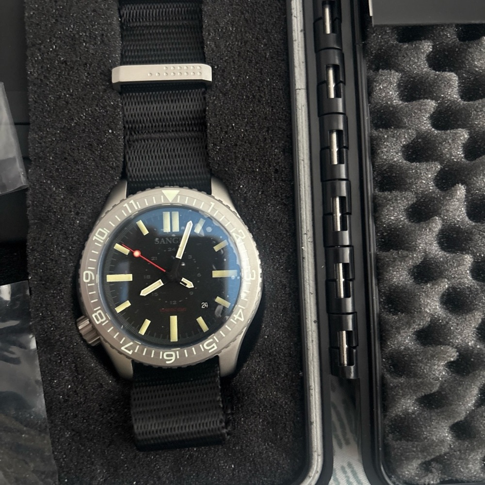 Sangin instruments kinetic II watch NWT never worn